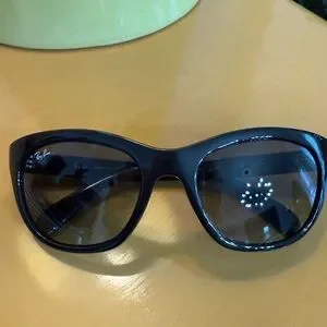 NWOT RAY-BAN BLACK SUNGLASSES RB4216 Ray-Ban Women main image 3